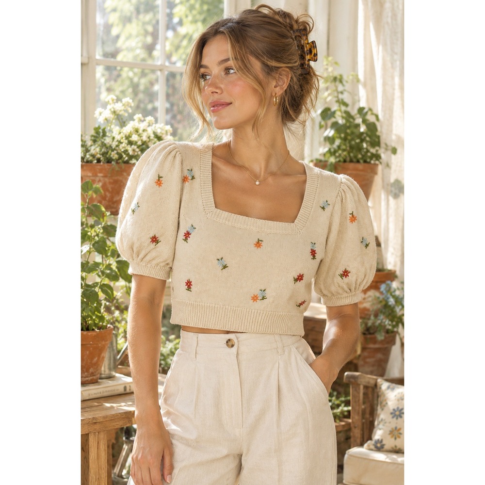 Idem Ditto Cream Floral Embroidered Puff Sleeve Crop Sweater Top NWT Small